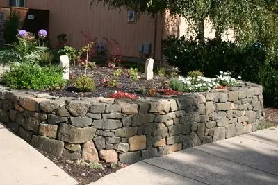 Drystack wall by New Earth Landscape, Eugene OR