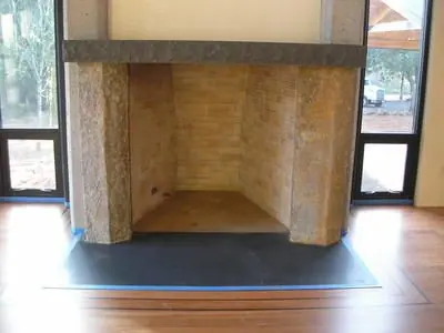Columnar mantle legs-Hunts Residence