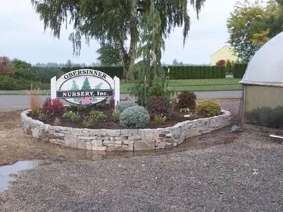 Another wall by Croisan Creek Landscape