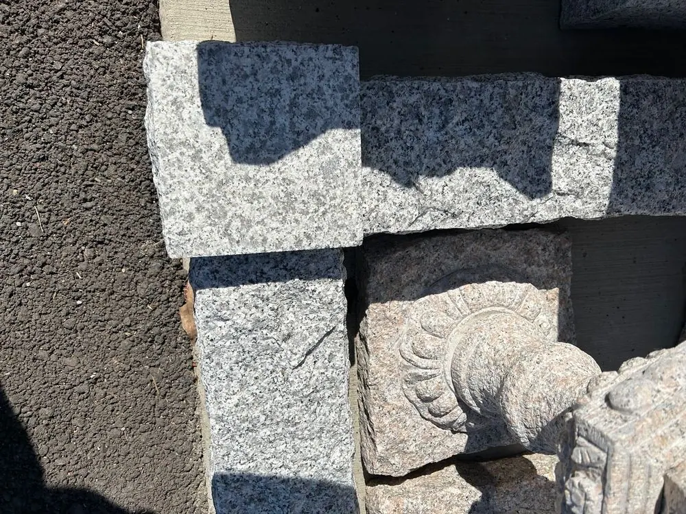 Top view of a corner and curbs