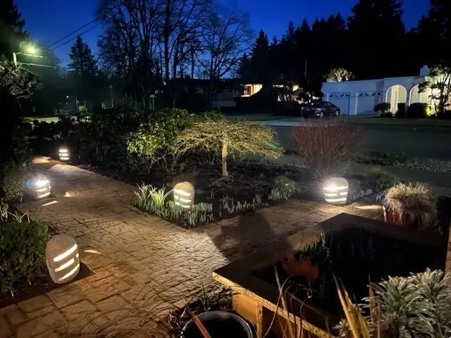Ishi Cobble Lanterns
