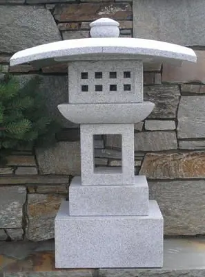 Kanjuji with stone window