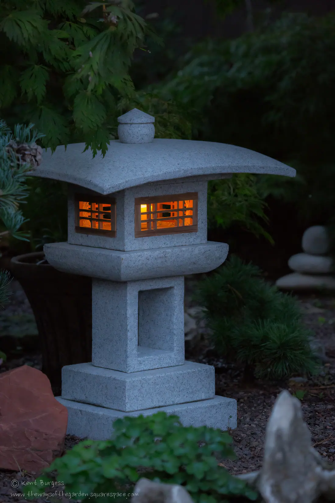 in the garden of Kent Burgess at night!