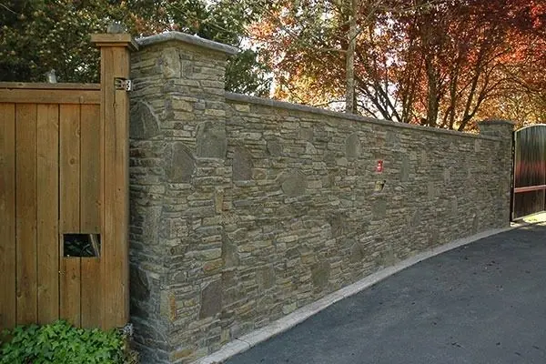 Ledgestone with shiners