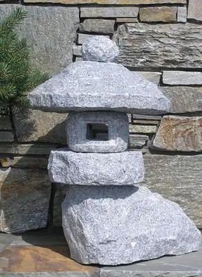 Round Mountain Lantern