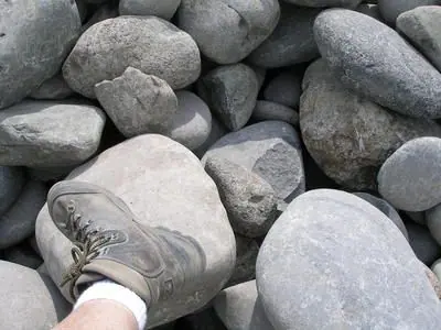 great for ponds, dry creek beds or masonry